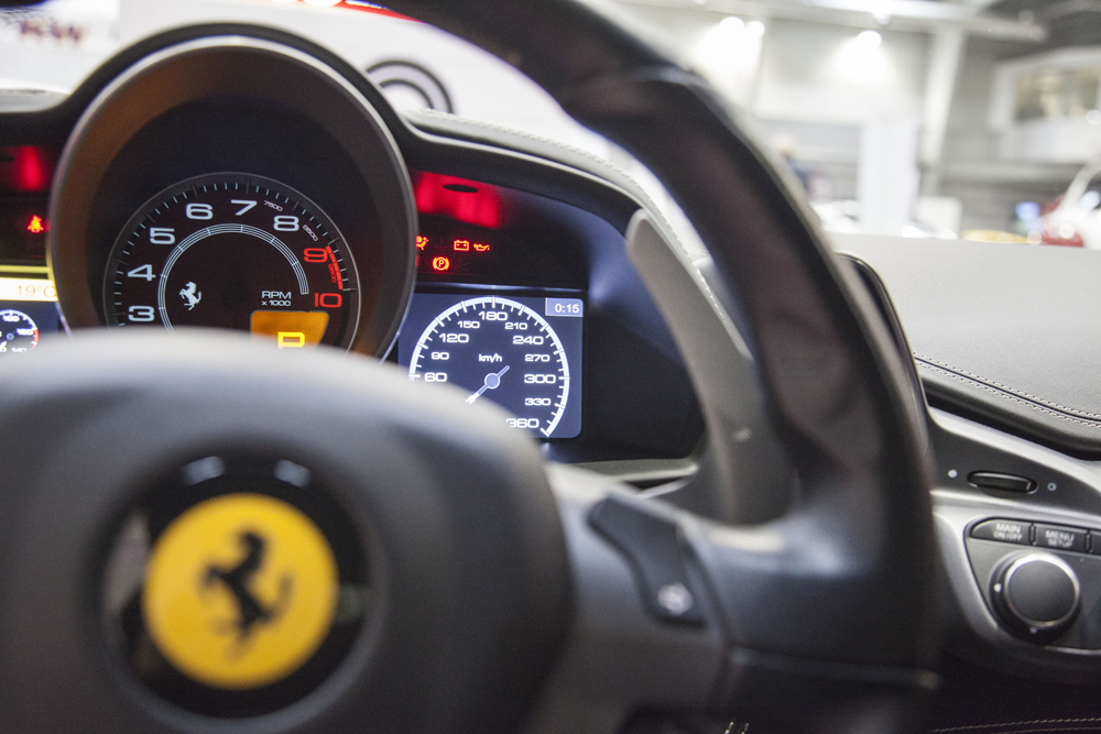 Moto Sport & Tuning Show 2015 go-racing Ferrari