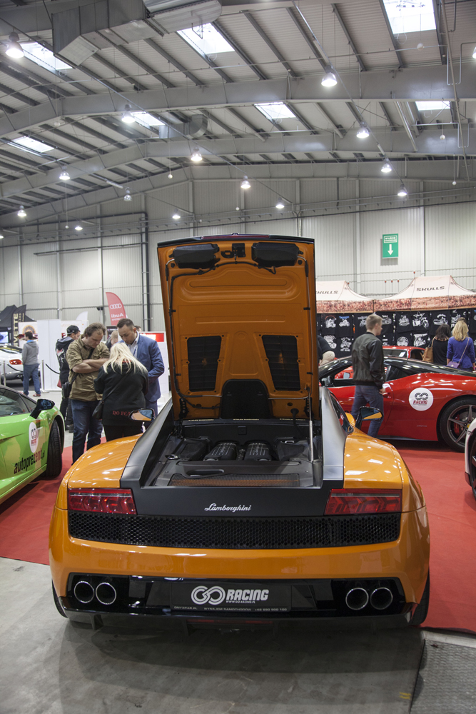 Moto Sport & Tuning Show 2015 go-racing Lamborghini Cabrio
